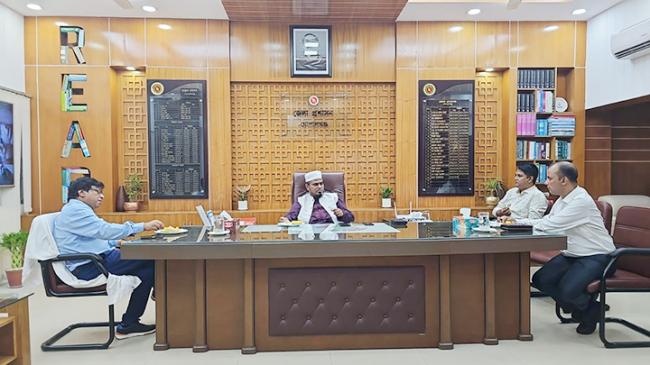 জেলা প্রশাসকের সঙ্গে বশেমুরবিপ্রবি ভিসির সৌজন্য সাক্ষাৎ