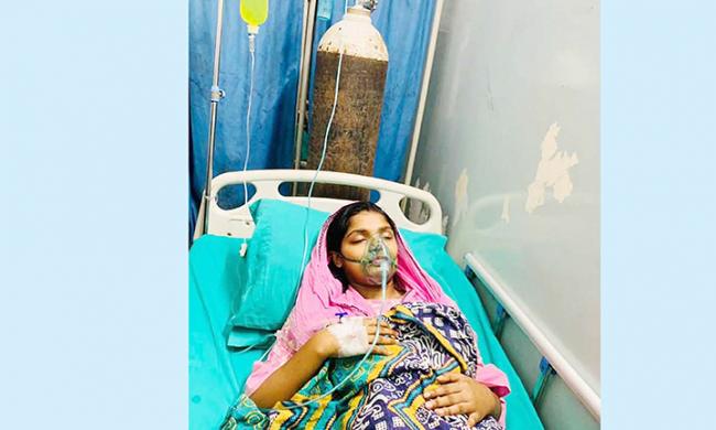 কাজী ফারুকী স্কুল এন্ড কলেজে টিকা নেয়ার পর মৃত্যুর সাথে পাঞ্জা লড়ছে ৪ শিক্ষার্থী