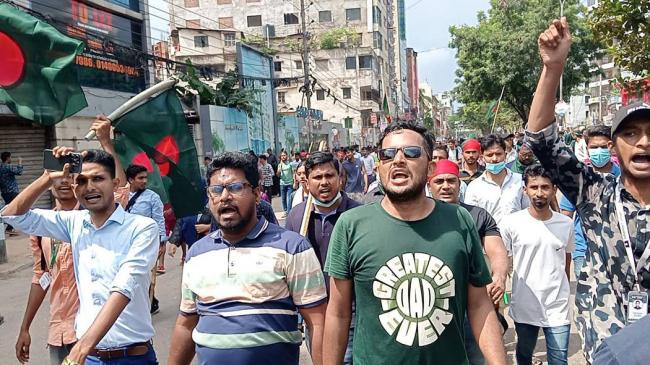 জুলাই আন্দোলনে রাজপথে আতিকুর রহমান উজ্জল